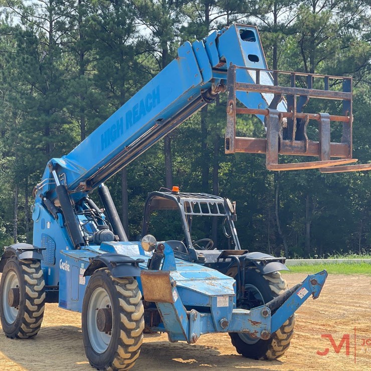 2016 GENIE GTH1056