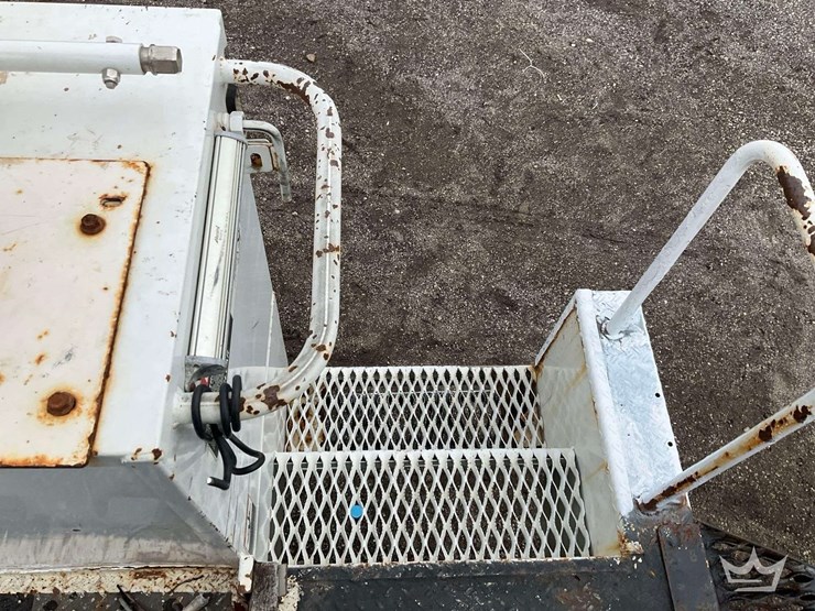 2014-altec-at37g-image-31