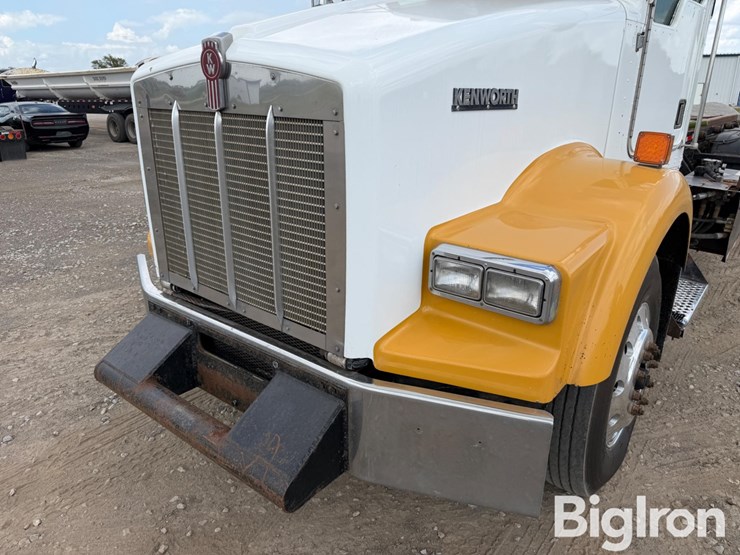 2002-kenworth-t800-image-10