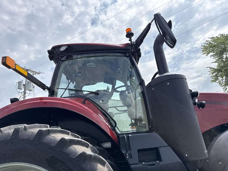 2021-case-ih-340-image-26