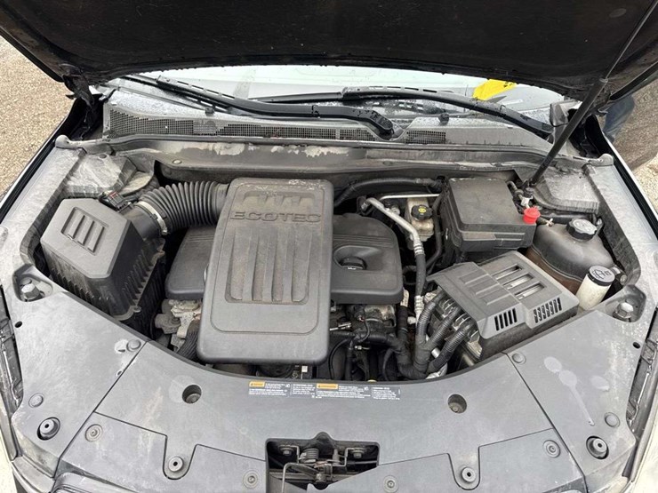 2016-chevrolet-equinox-image-21