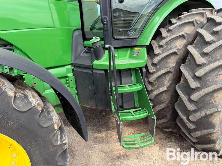 2013-john-deere-8310r-image-15