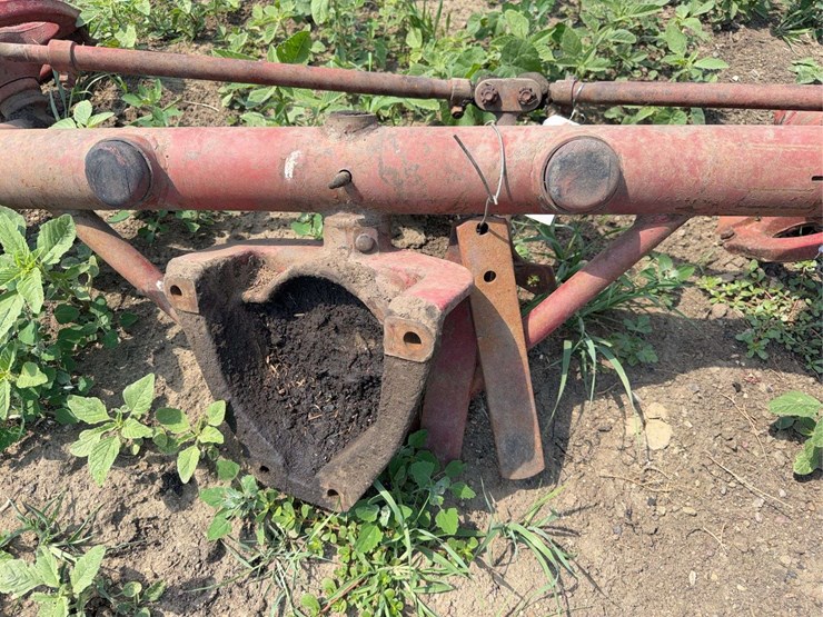 farmall-c-and-200-wide-front-end-image-7