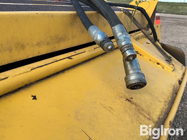 new-holland-750hd-image-19