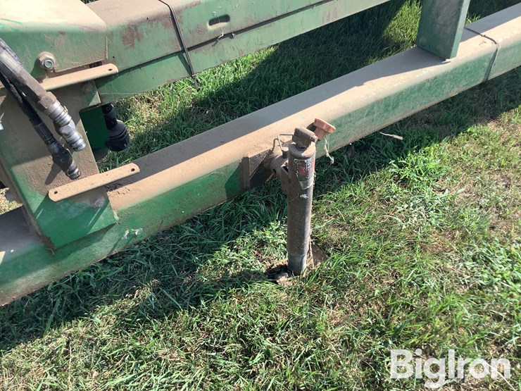 john-deere-3960-image-15