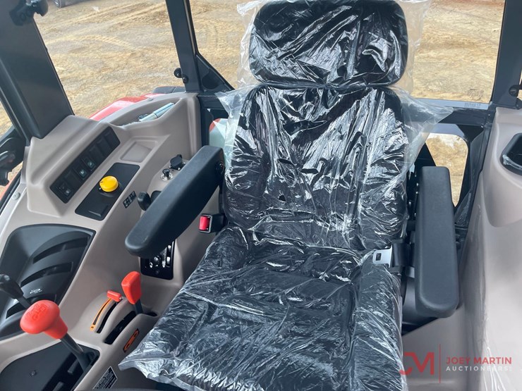 kubota-m7060-image-19