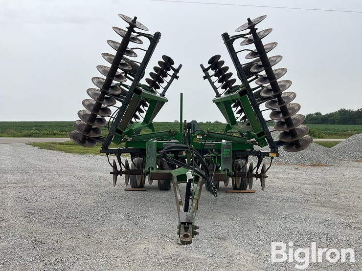 john-deere-630-image-2