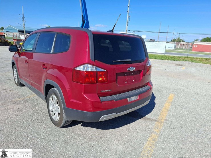 2014-chevrolet-orlando-4x2-1lt-4dr-suv-image-7
