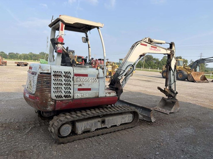 takeuchi-tb135-image-5