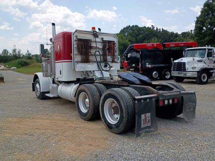 #21636-•-1997-peterbilt-379-semi-sleeper-truck-image-5