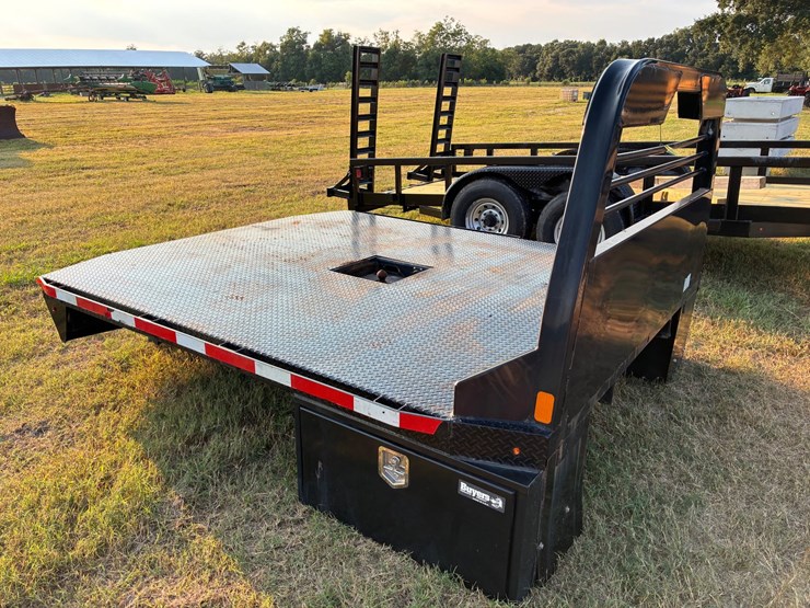 pj-flatbed-image-2