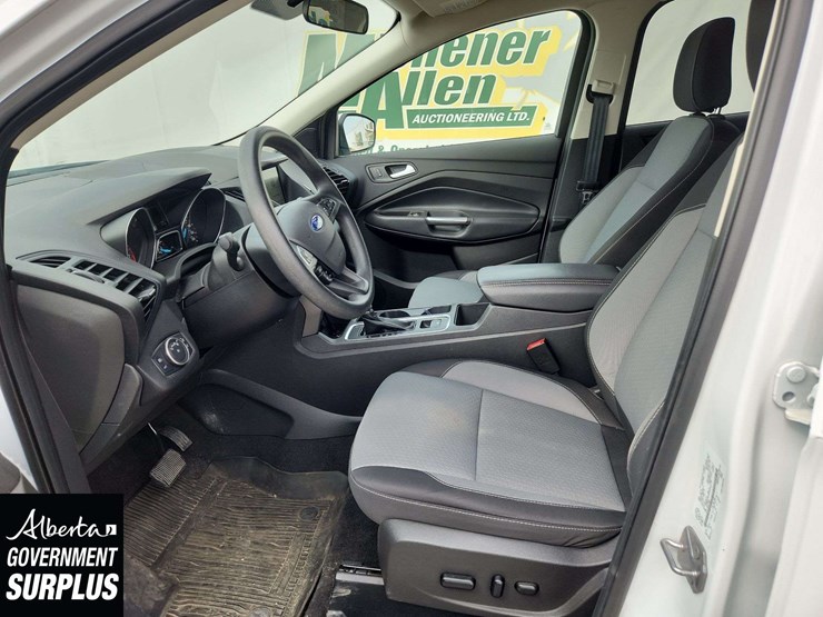 2019-ford-escape-se-image-20