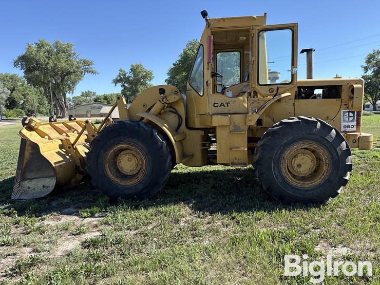 caterpillar-950-image-4