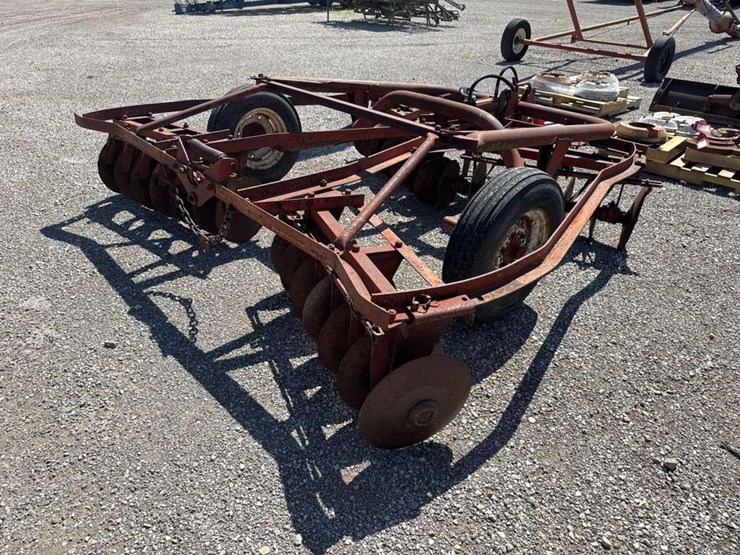 ford-8-ft-image-4
