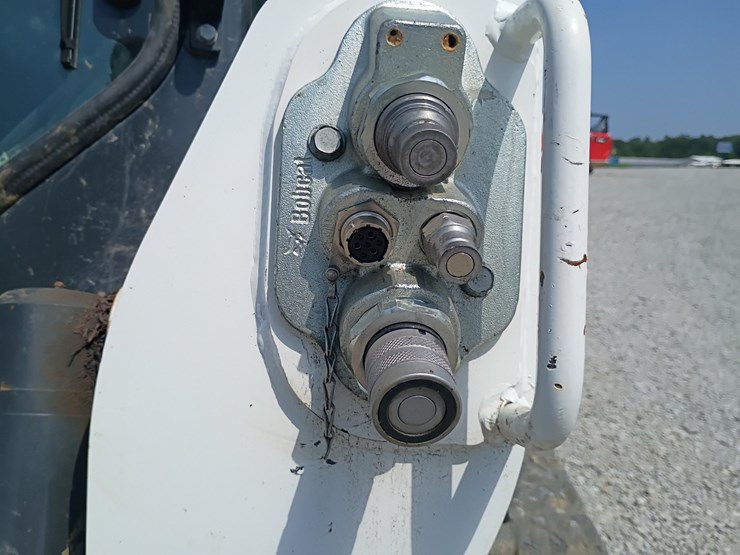 2023-bobcat-t650-image-74