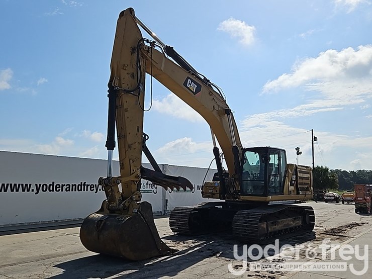 2019-caterpillar-336-image-1