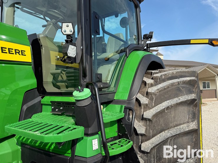 2024-john-deere-8r-340-image-16