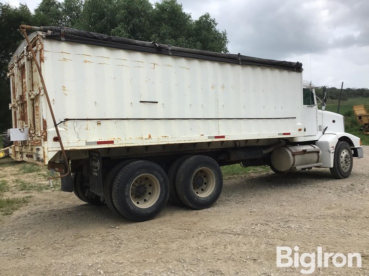 1988-peterbilt-377-image-5