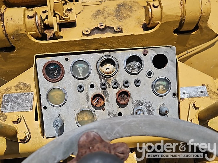 caterpillar-950-image-27