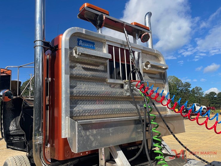2003-kenworth-t802-day-cab-truck-tractor-image-13