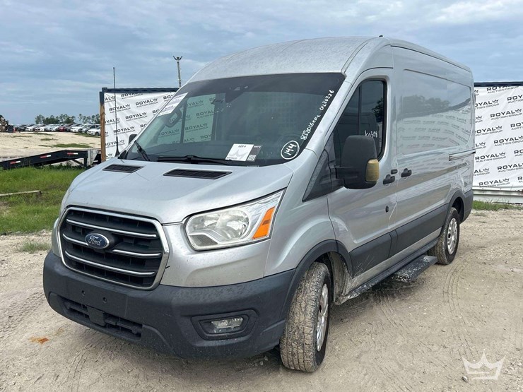 2020-ford-transit-image-1