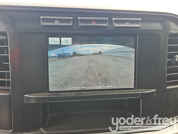 2023-ford-f550-xl-image-25