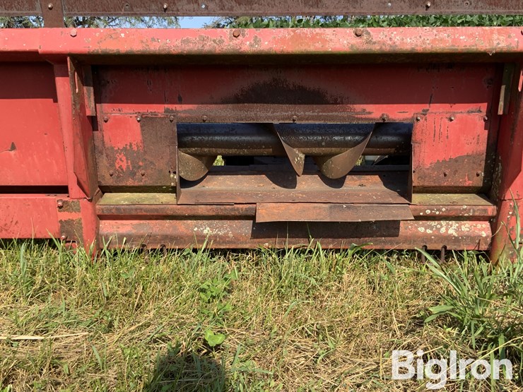 case-ih-1063-image-10