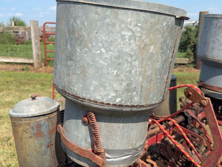 mccormick-deering-two-row-planter-image-27