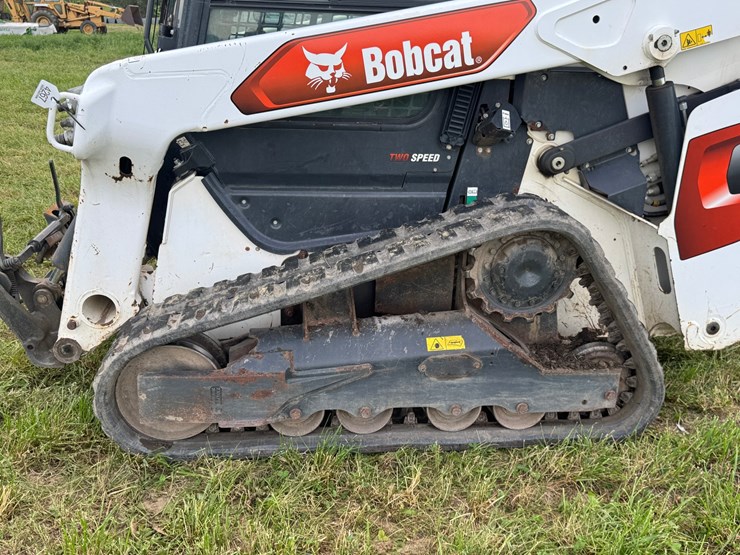2021-bobcat-t76-image-12