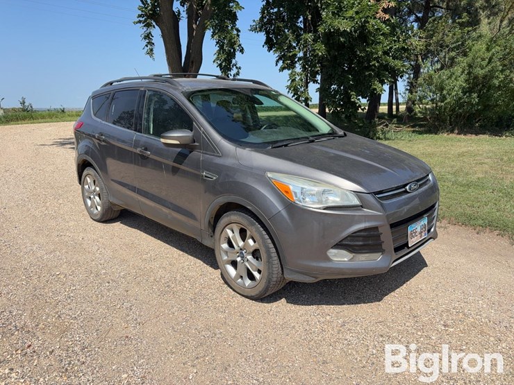2013-ford-escape-sel-image-3