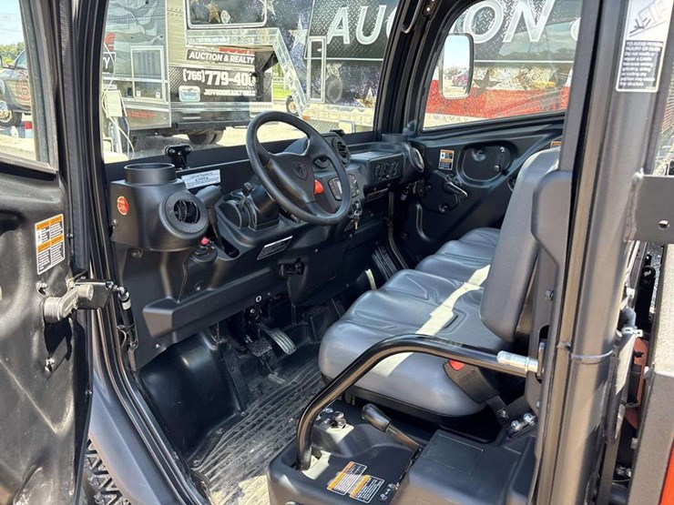 2024-kubota-rtv-x1100c-image-12