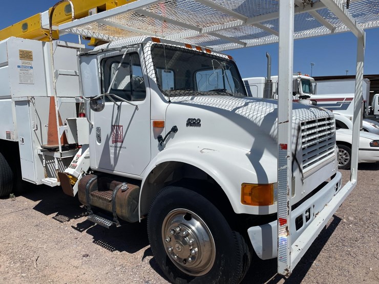 #2253-•-1998-isuzu-2-ton-cargo-truck-(has-nm-title)-(located-in-las-cruces)-image-16