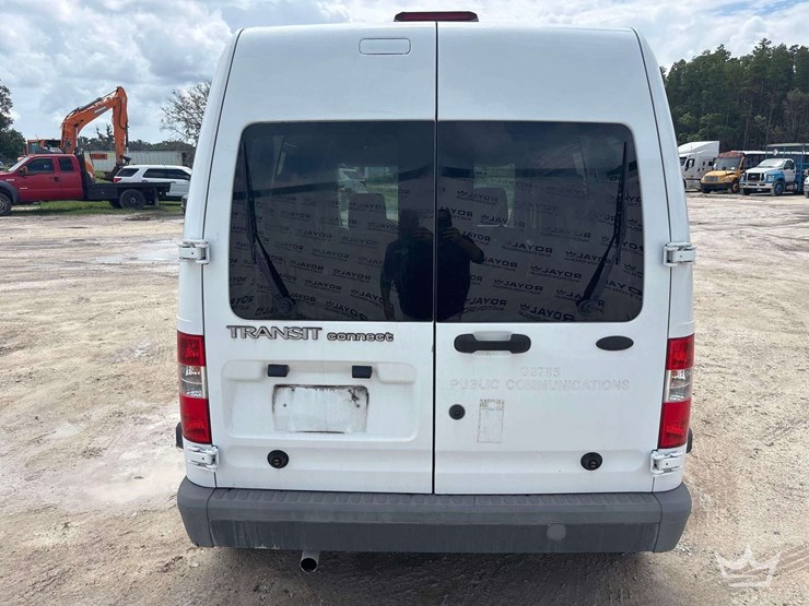 2011-ford-transit-connect-image-26