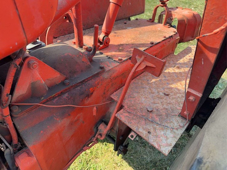 massey-ferguson-44-image-43