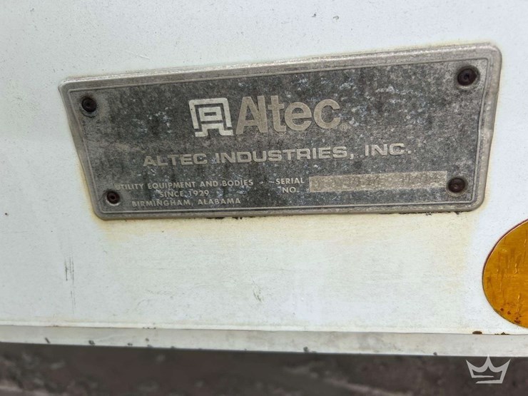 2005-altec-d947-image-19