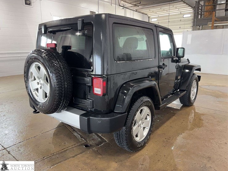 2011-jeep-wrangler-image-4