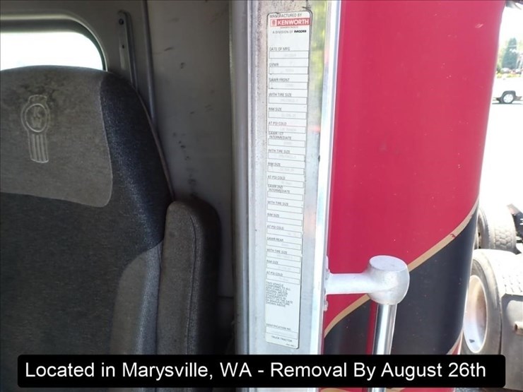 2010-kenworth-t660-image-12