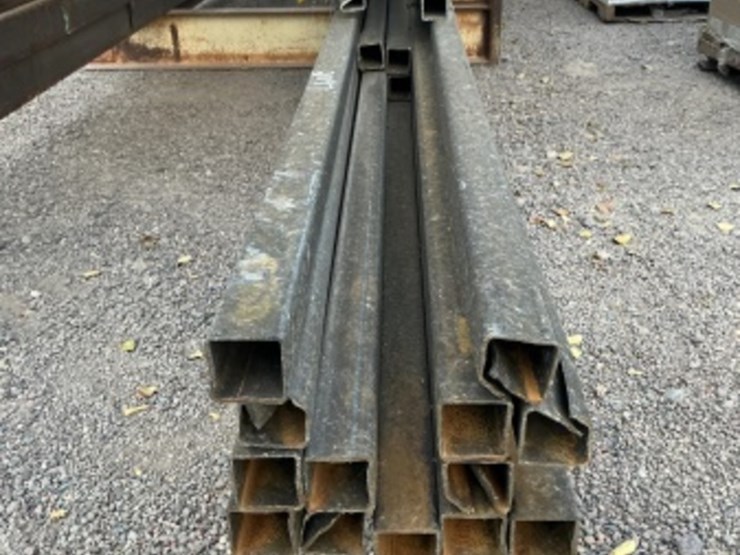 bundle-of-asst-2in-square-tubing-image-2