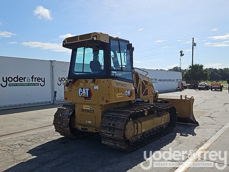2022-caterpillar-d3-lgp-image-5
