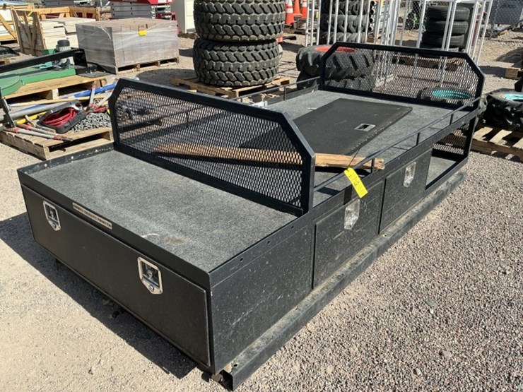 steel-truck-bed-storage-unit-image-4