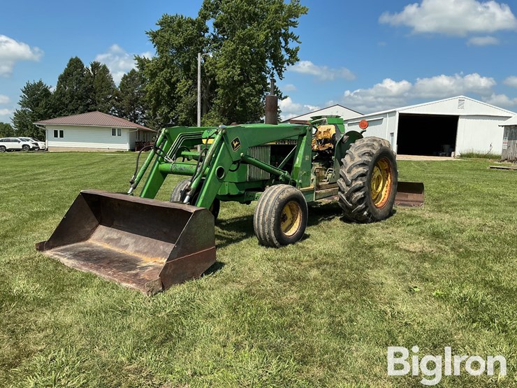 1981-john-deere-2440-image-1