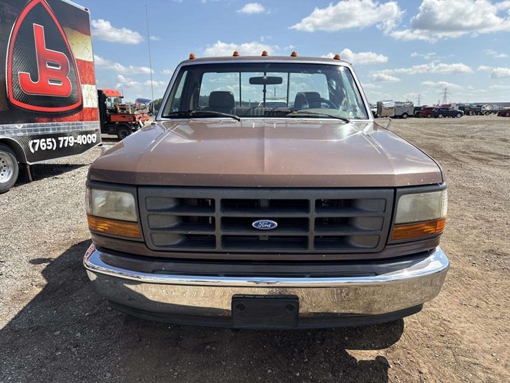1993-ford-f150-xl-image-6