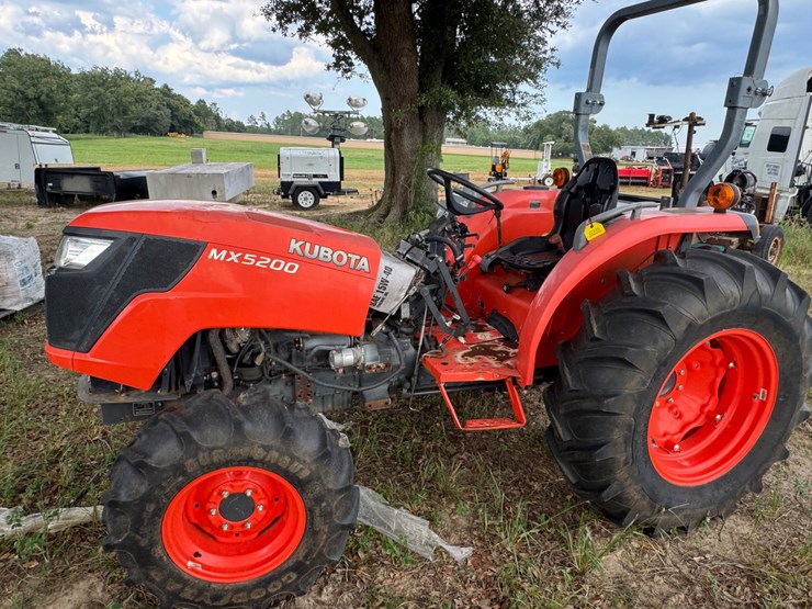 kubota-mx5200-image-1