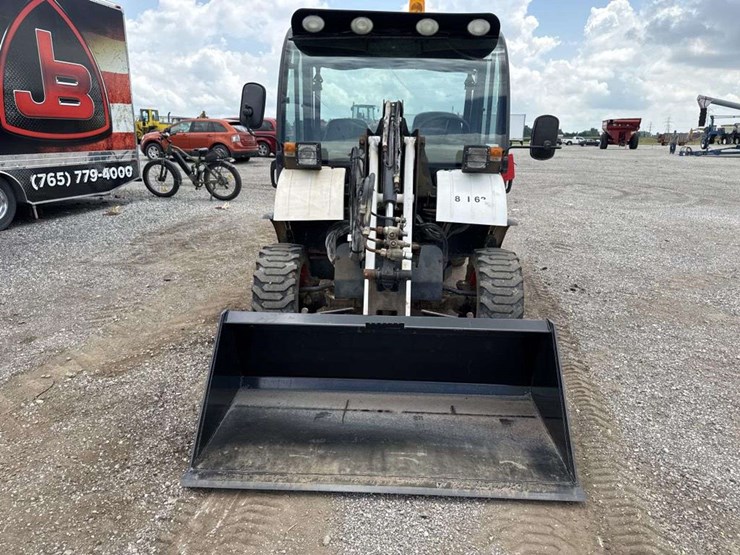 2006-bobcat-5600-tool-cat-image-5
