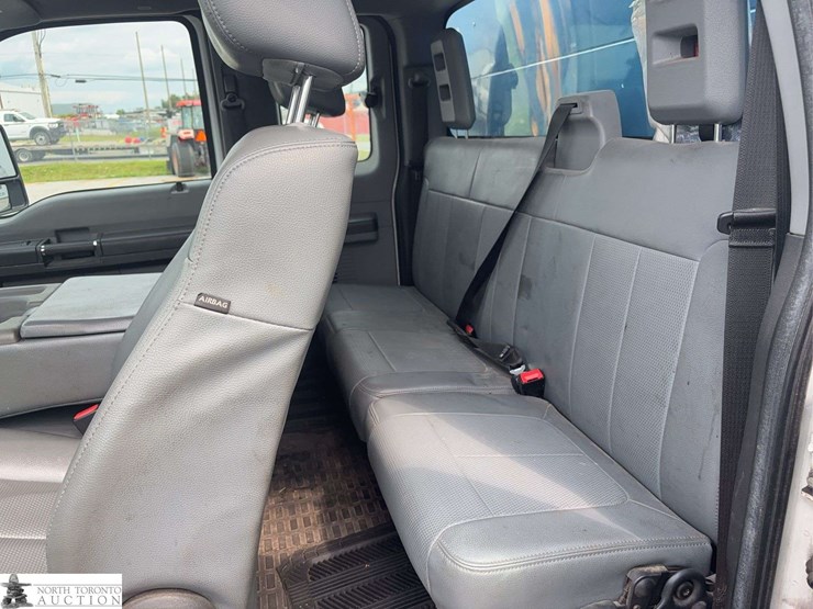 2015-ford-f550-image-15