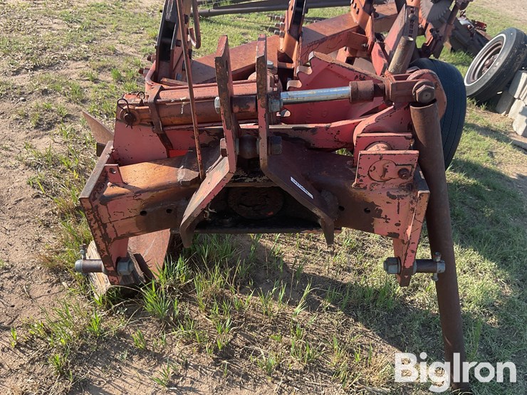 massey-ferguson-57-image-9