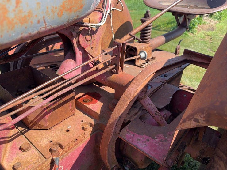 mccormick-deering-super-w-9-image-44