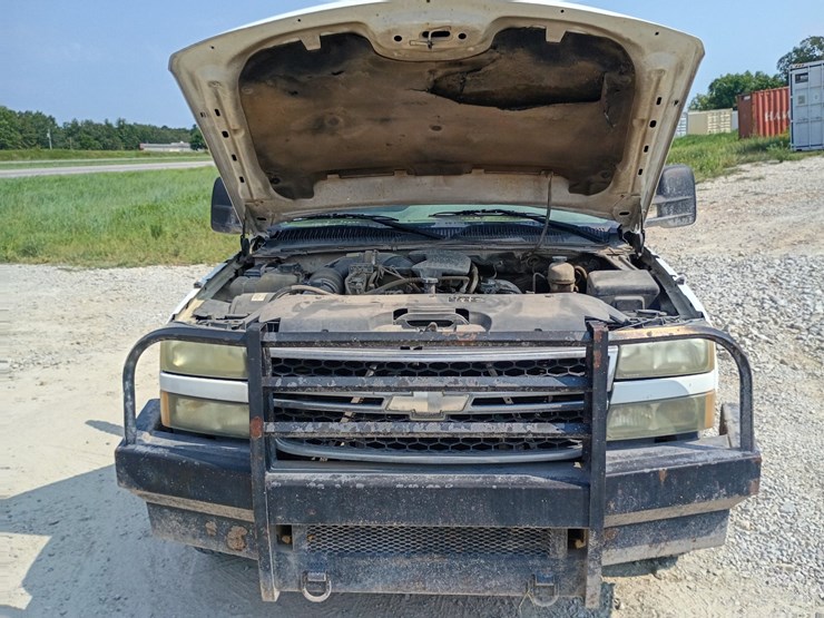 2006-chevrolet-silverado-3500-image-17