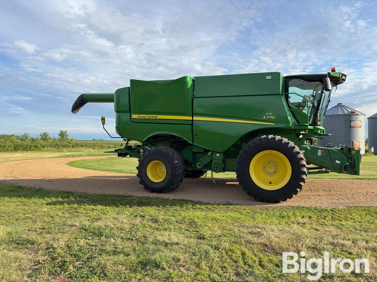 2019-john-deere-s770-image-4