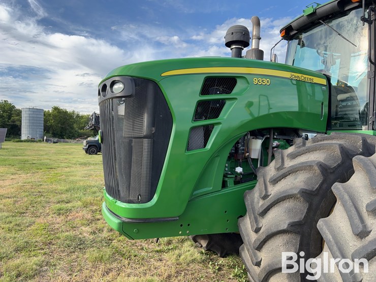 john-deere-9330-image-19